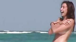 Topless beach girls candid ass