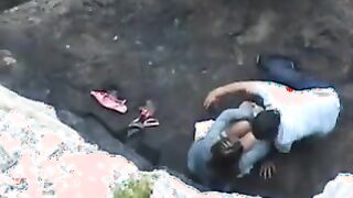 BEACH SPY caught couple fucking