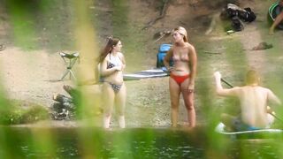 topless at non-nude beach (webfind)