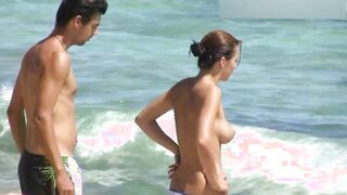 Beach Voyeur huge breasts bath