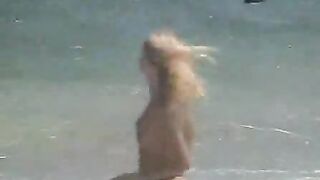 Voyeur Topless Girls on Beach Candid