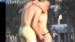 Candid Heavy Groping Hardon on Beach in Public